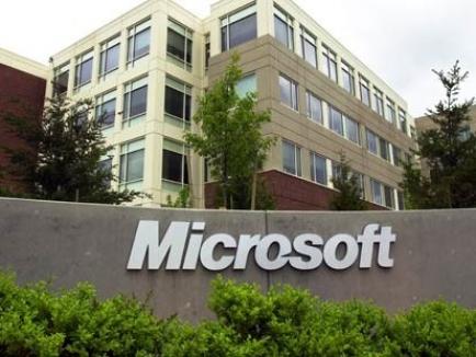 Microsoft, anchetată pentru că ar fi corupt oficiali din România